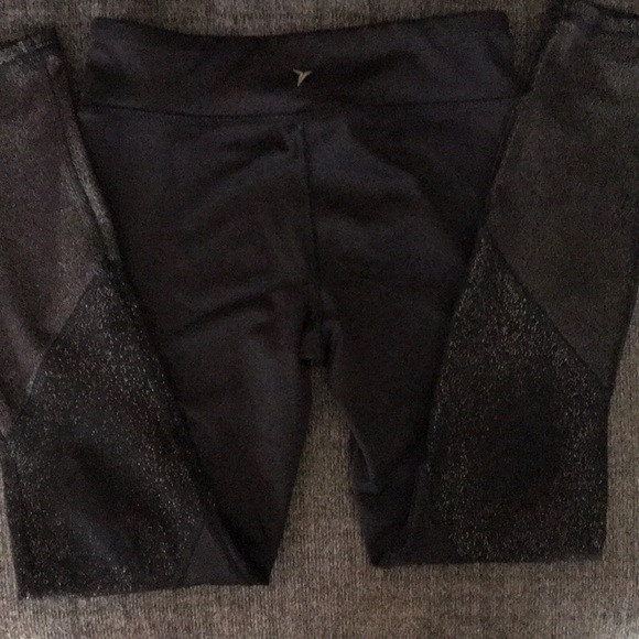 OLD NAVY ACTIVE-Black Sparkle Legging-LIKE NEW! - Picture 4 of 6